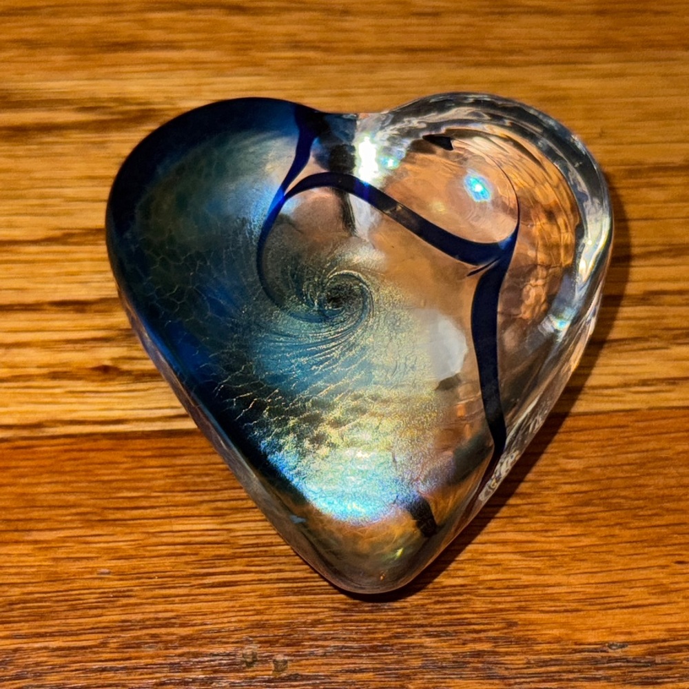 ROBERT HELD Heart Paperweight-Signed/Iridescent Blue Swirl Art Glass orig. label